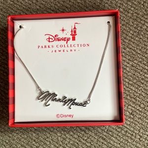 Disney Minnie Mouse necklace